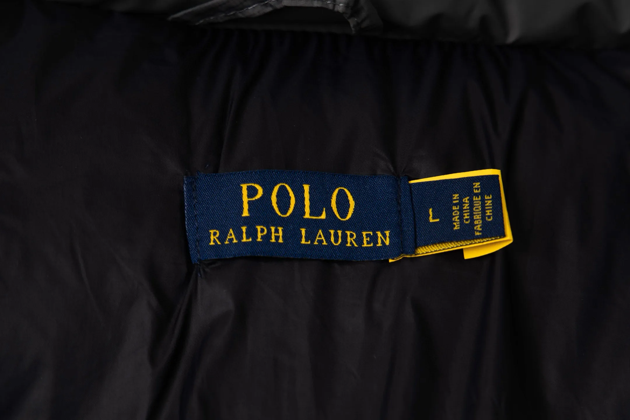 Actual shot of black details # P370